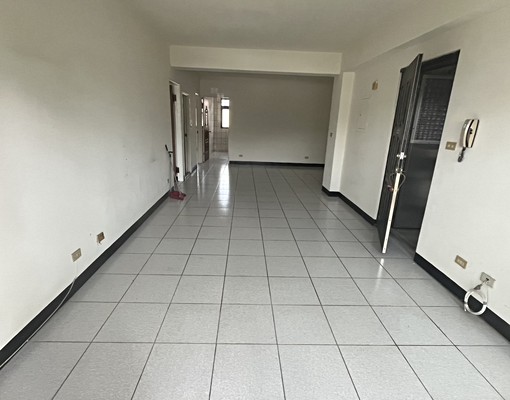 🚆【汐止長興街】2房2廳|格局方正大空間|好規劃 - Image 2
