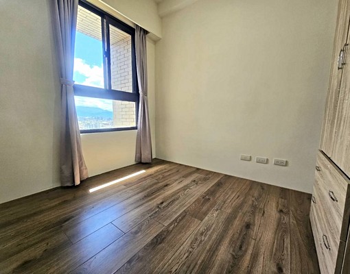 專任💥登陽步康橋💥大里二期●高樓層三房+平車●含管 - Image 10