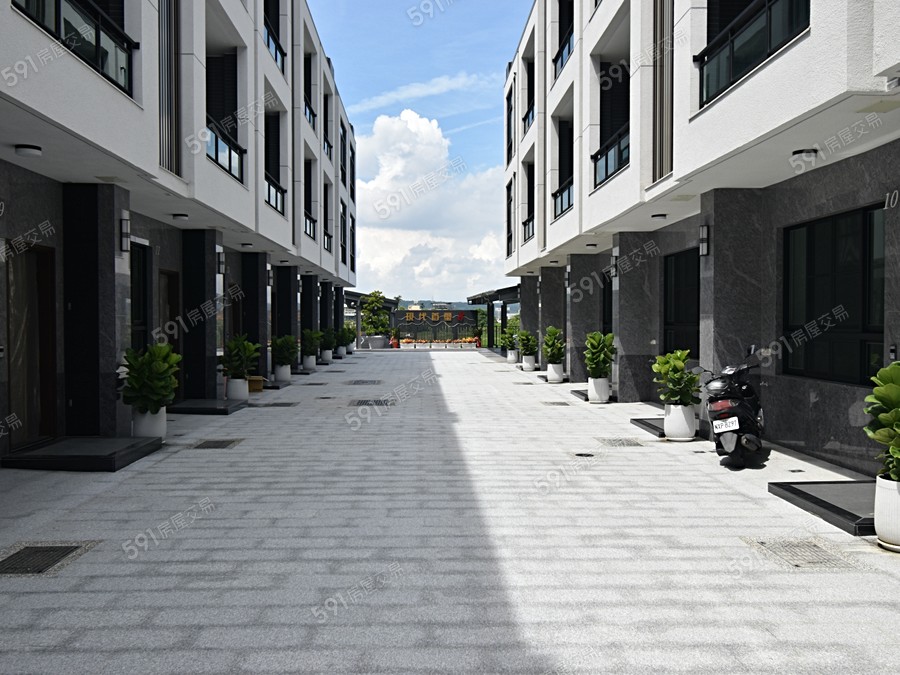 現代首璽8期實景圖