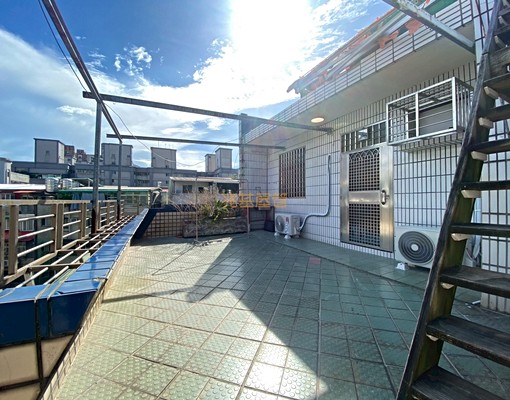 兆基🏡蘆洲公寓2房+大露臺整新出租 - Image 1