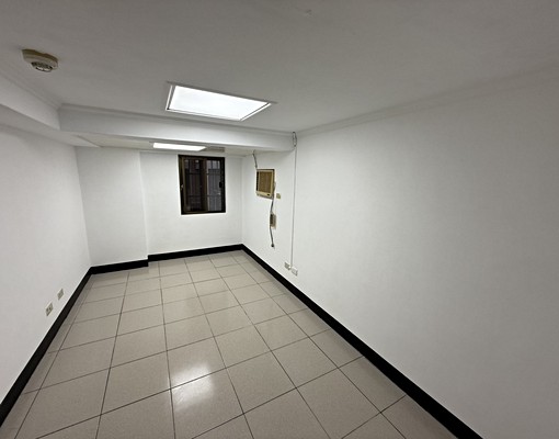 【社宅*可租補】近景平站/1+2樓四房 - Image 12