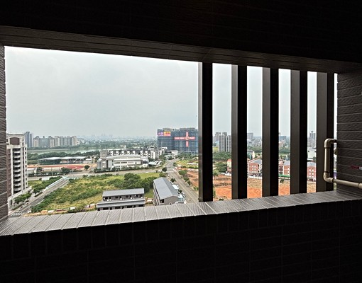 華登新城峰，全新兩房大車位出租，適合航太業通勤 - Image 6