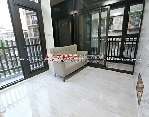 美樂*近西湖/港墘站*內科內湖兩房*泳池社區*有陽台*家具齊 - Image 1