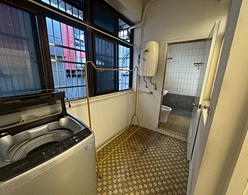 租屋找77✿夜市藝文萬元內大空間,可補助 - Image 6