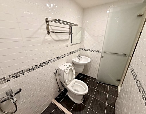 全新裝潢🏘️租補🌟變頻冷氣掀床收納🔥生活機能佳 - Image 12