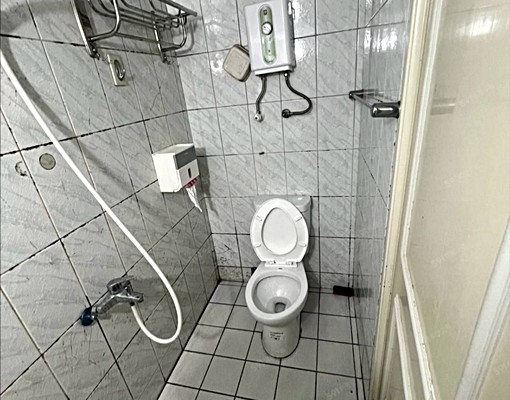 租金含管理費及中央空調!!租金優惠空間寬敞 - Image 7