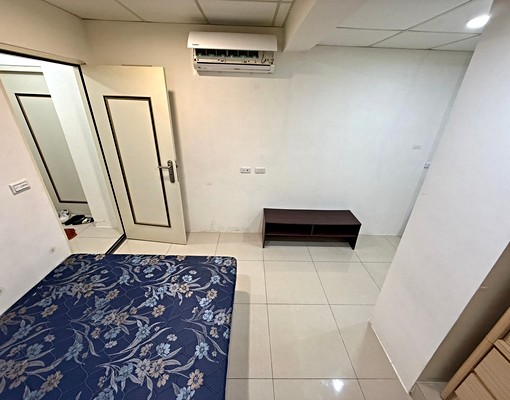 景平❣️獨洗曬免爬高/傢俱齊全變頻冷氣/格局方正機能佳 - Image 4
