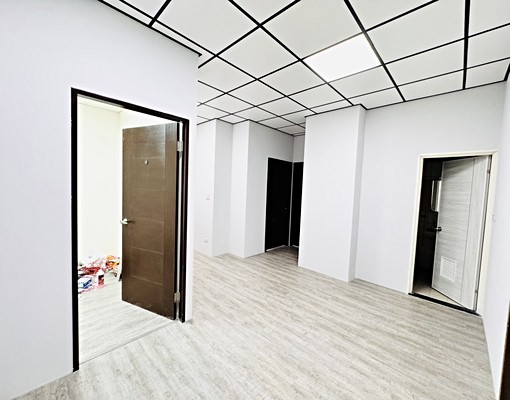 ⭐️新店北新路🏢辦公室出租🏠一樓可營登💥立即進駐⭐️ - Image 2