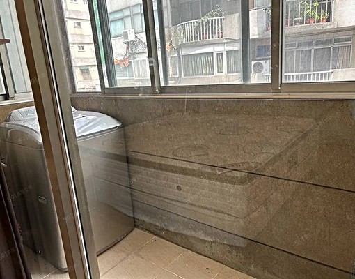 太平洋華園~忠孝敦化仁愛圓環裝潢採光2房家具全有管理外商最愛 - Image 15