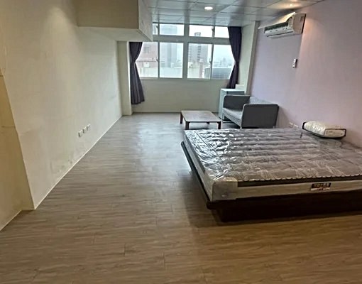可租屋補助/近家樂福跟大全聯/房間很大/可養寵物 - Image 1