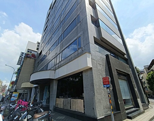 萬華全新裝璜兩房附傢俱 - Image 2