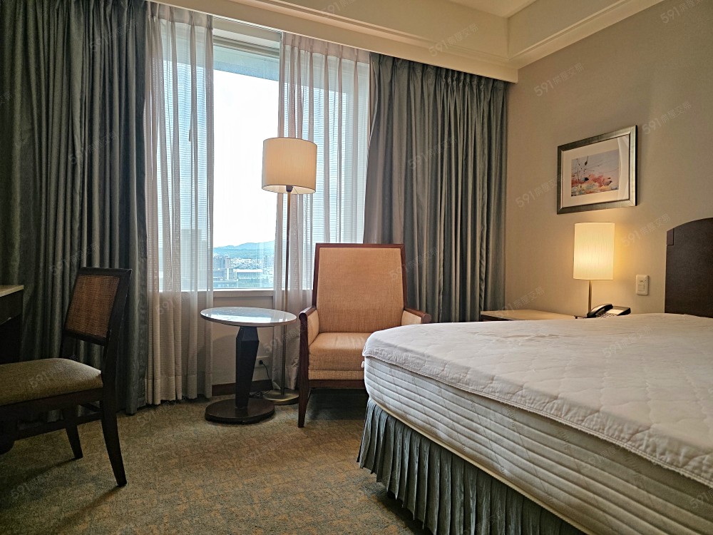 未改裝的小資房型(單人入住，不指定)，每月10,000/月