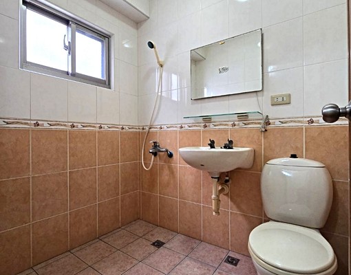 社宅🏠九如一九如商圈電梯採光3房近車站高醫科工館📞愛窩 - Image 7