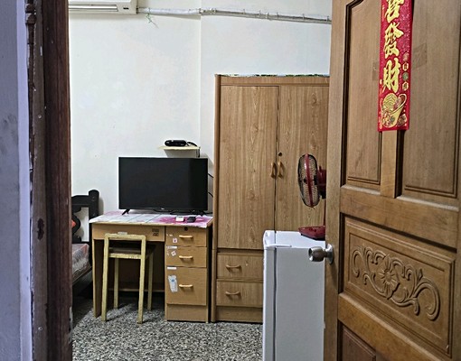 獨立套房三樓後龍老街上 - Image 4