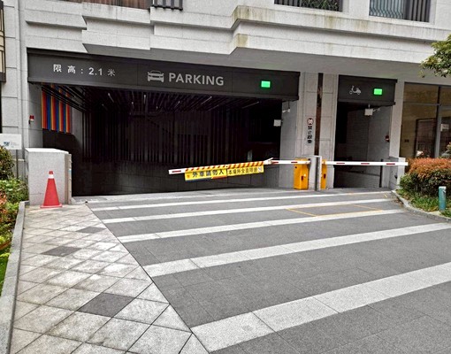 稀有釋出~福德one坡道平面車位 - Image 3