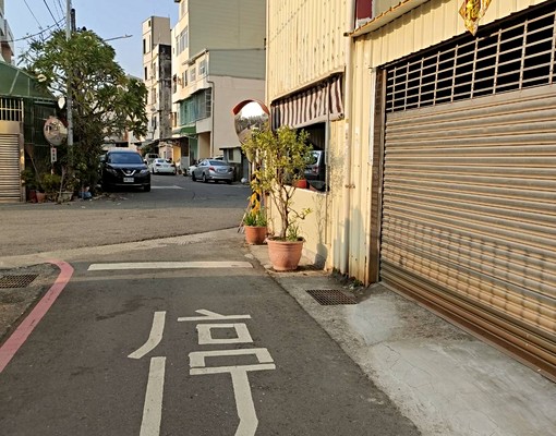 鳥松中正路前路後巷店面透天 - Image 14
