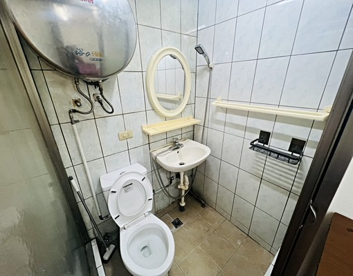 格局方正屋況優-採光通風好-有飲水機 - Image 5