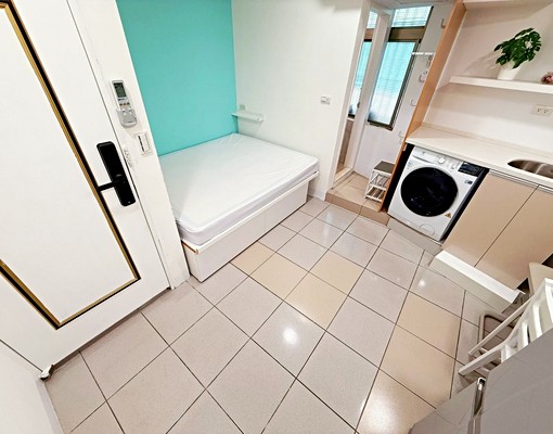 板橋站🔥採光大房✦廁所窗✦獨立洗烘脫/曬衣✦開伙✦變頻冷氣 - Image 1