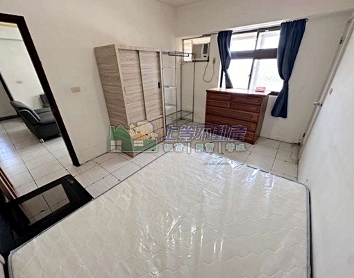 近清大商圈.馬偕醫院電梯採光3房家具電全含管 - Image 3