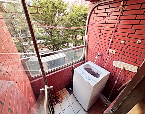 走路逢甲🌺電梯管理員🌺台水電🌺陽台獨洗🌺採光通風🌺 - Image 4