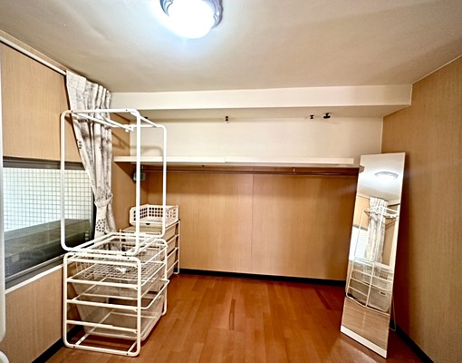 【me時代】🏠挑高樓層3+1房（有車位，費用另計）~洽旭微 - Image 7
