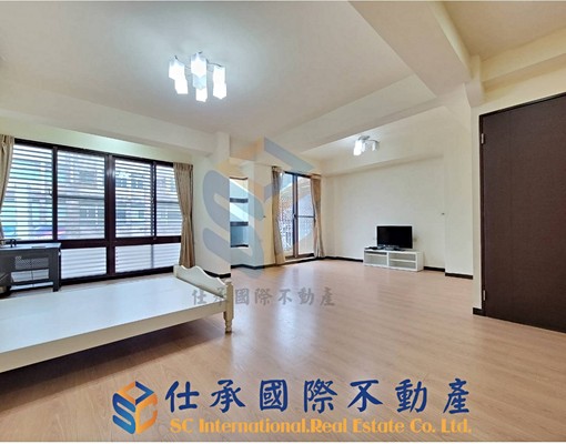 01D05✨立達街｜稀有大坪數套房｜附廚房✨ - Image 4