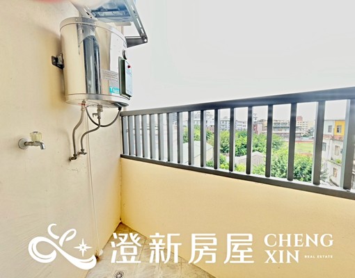 鄰近24H家樂福購物中心/竹南火車站/質感套房 - Image 6