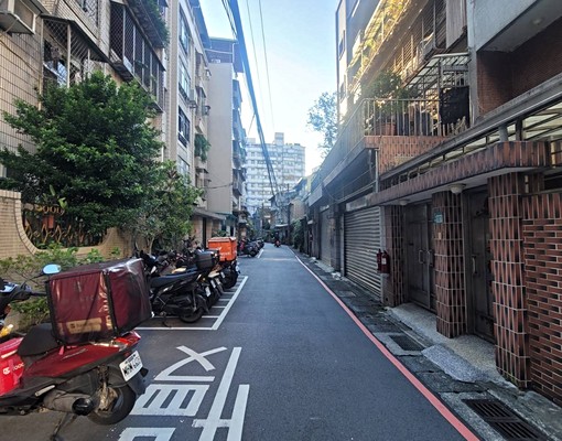 頂溪捷運住辦一樓 - Image 9