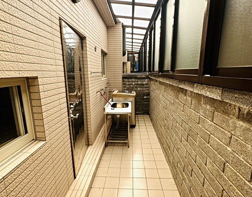 社宅/社區型透天/雙車庫/四房三衛/免仲介費/可租屋補助 - Image 5