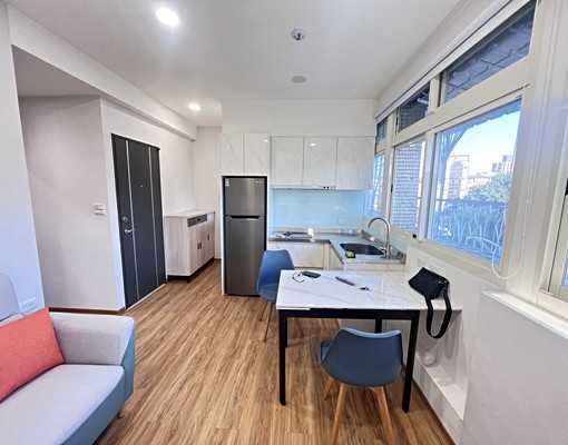 🧨台水台電計費🧨全新裝潢未住過🧨變頻冷氣，獨立洗衣機 - Image 1