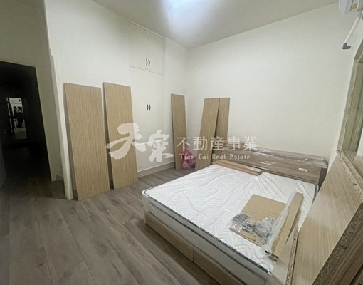 租-近輕軌籬仔內站翻新整棟透天全屋全新翻新及傢俱：水電、地 - Image 5
