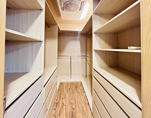 住商金仕曼🌟獨棟透天，一二樓加蓋三樓，漂亮屋況🏠方便看屋 - Image 10