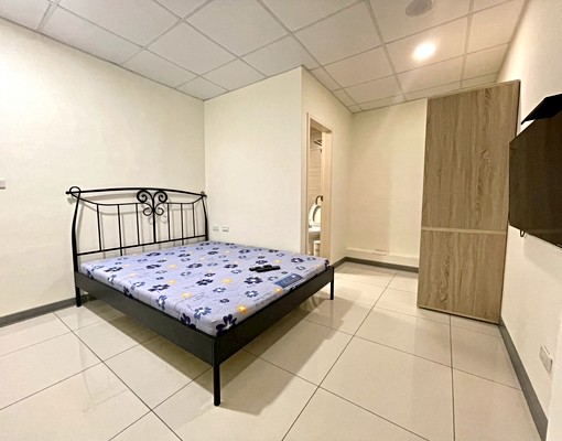 板橋/可貓/裝潢新/格局方正採光通風獨立陽台洗曬/家具齊全/ - Image 2