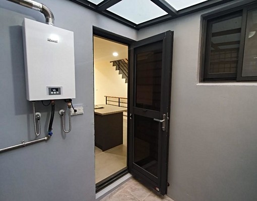 近華興商圈｜輕屋齡電梯透天・室內車庫。四套房 - Image 12