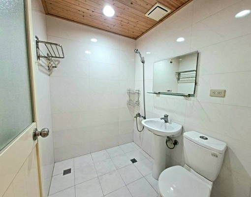 🏠府中🌟可租補🌟可報稅🌟獨洗曬🌟免爬高🌟包水網路 - Image 6