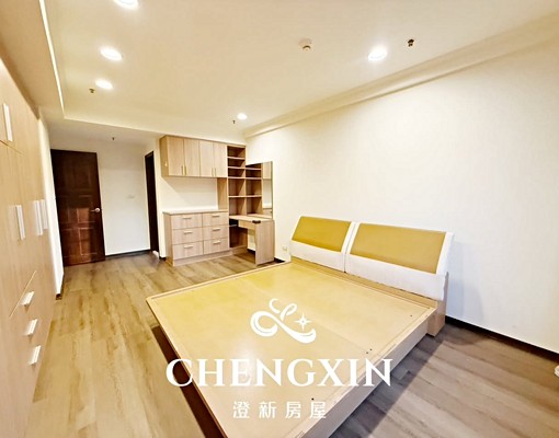 竹北喜來登旁/高樓層次頂樓/稀有四房超大超寬敞坪數/一層兩戶 - Image 11