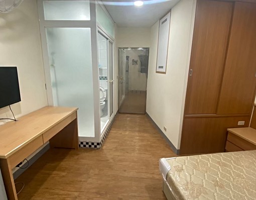 獨立大套房近捷運亞東醫院站 - Image 1