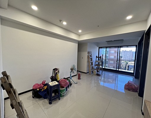 全新松山火車站旁信松廣場 - Image 2