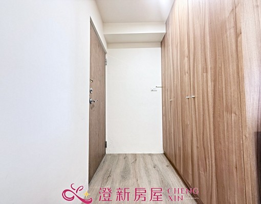 系統裝潢大露臺套房🌹管理員代收包裹🌹年繳再優惠 - Image 5