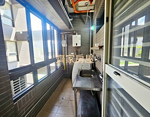 可租屋補助中華路一段3房2廳2衛1陽台 - Image 12