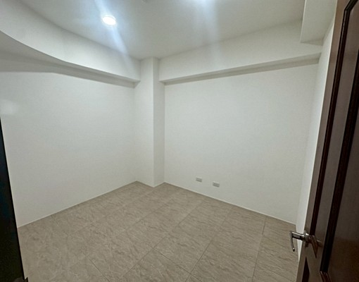 ●空間寬敞住戶單純福臨華廈三房全新裝潢等您來鑑賞● - Image 7