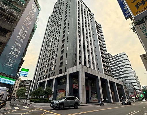 【台北晶麒】頂樓泳池｜都會景觀｜現代質感｜雅緻2房 - Image 9