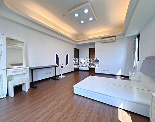 捷運劍潭|士林夜市|採光明亮4房|傭人房|車位可租 - Image 6