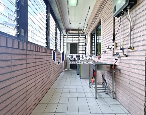 捷運劍潭|士林夜市|採光明亮4房|傭人房|車位可租 - Image 15