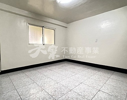 鳳山省鳳商文衡商圈翻新可租補可停車透天 - Image 10