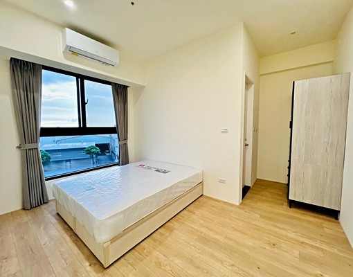 中路全新正三房家具齊全平面車位梯間旁 - Image 4