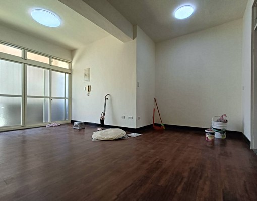 頭前庄雙捷運二樓邊間採光美妝3房(可申請租補) - Image 7