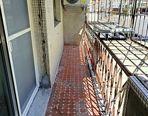 頭前庄雙捷運二樓邊間採光美妝3房(可申請租補) - Image 15