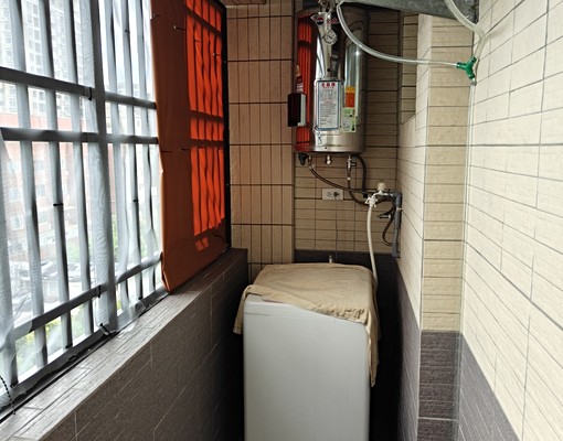 慈文靜謐套房/近中正三街慈華街路口/採光佳/健身公寓 - Image 7