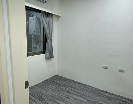 新莊永寧路3樓全新裝潢近捷運 - Image 4